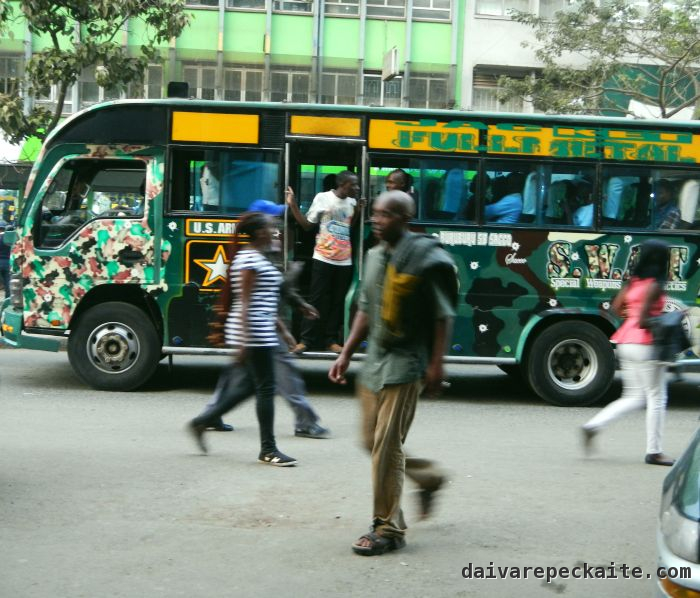 nairobi-bus2